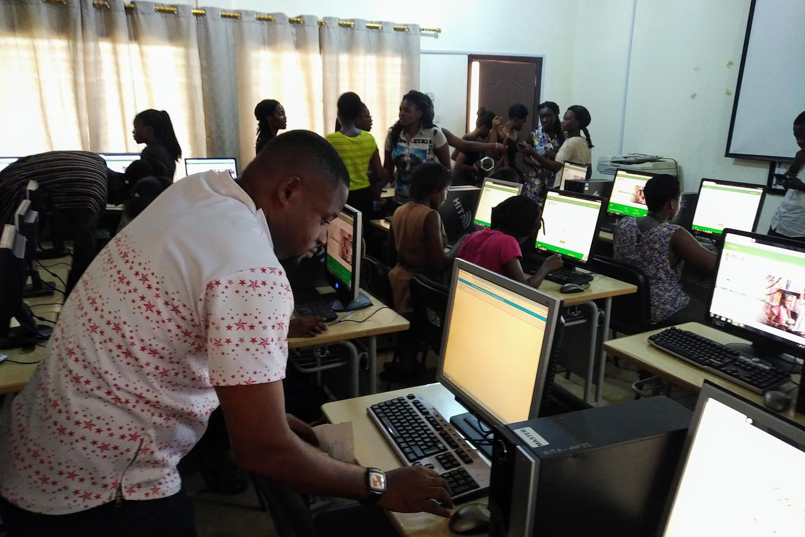 Preparing online test in HITA Computer Lab (Copy)